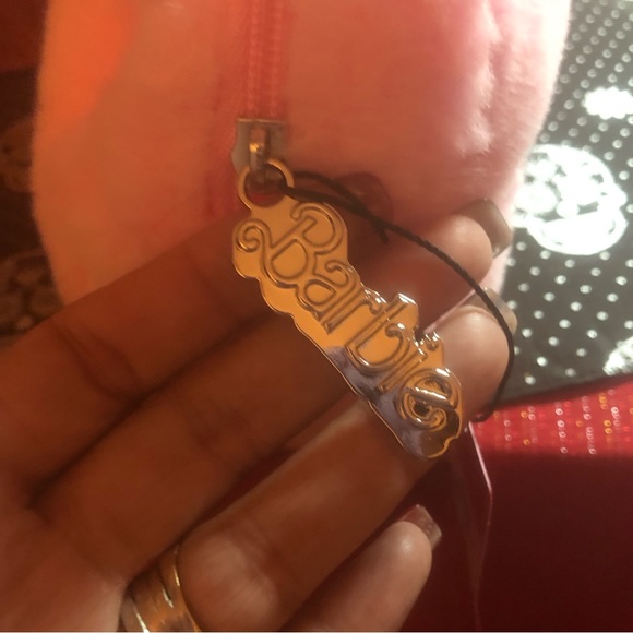 Barbie the movie fuzzy pink makeup bag limited edition - Picture 8 of 10